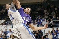 九游游戏中心官网-NBA球员场上领导力培养，nba球员训练力量方法