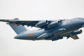 九游下载安装-奇才抢下关键篮板终结对方反扑希望，奇才战胜篮网