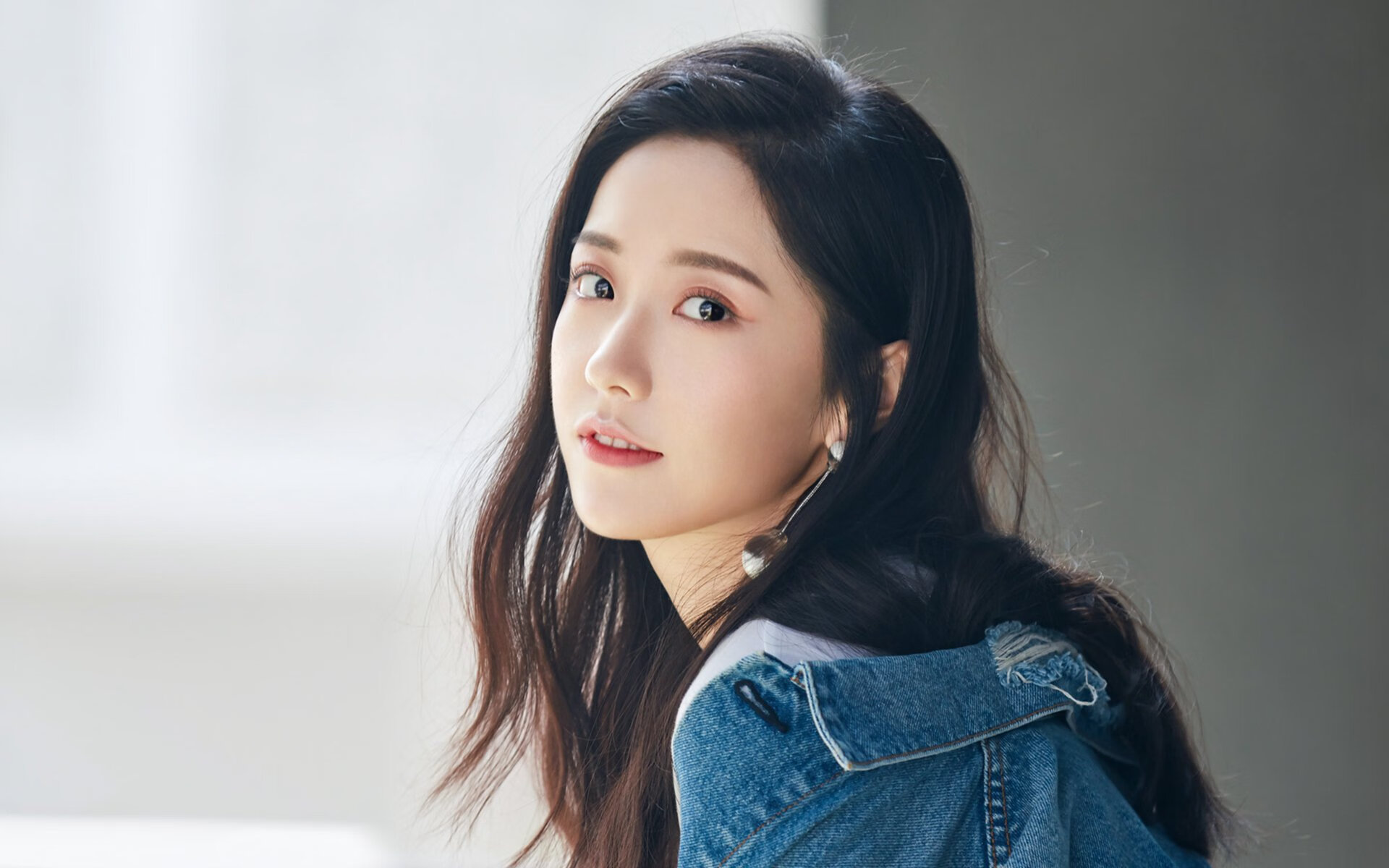 李娜入选国际网球名人堂，网球选手李娜国籍